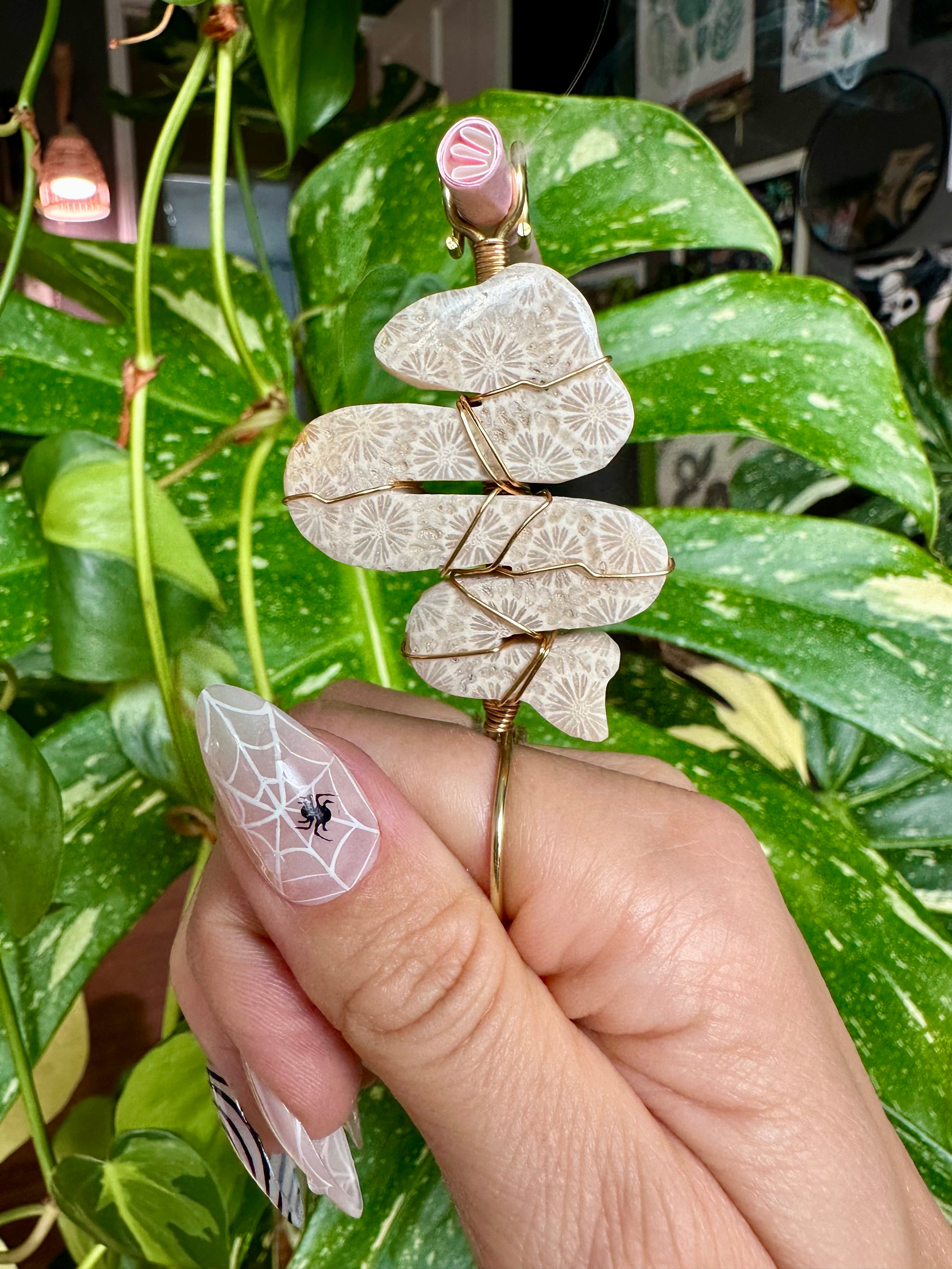 crystal snake smoke ring ♡