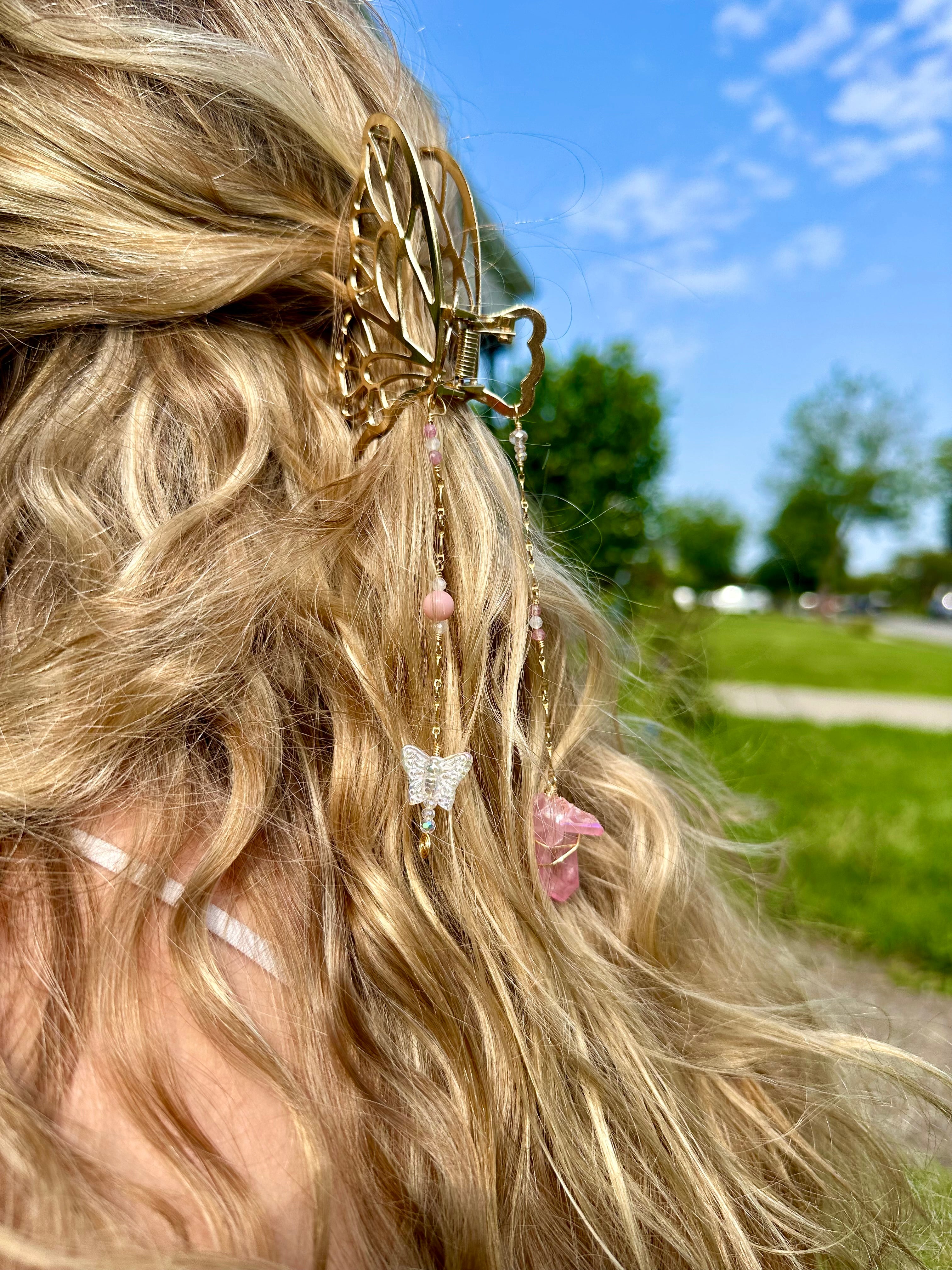 princess bubblegum butterfly hair clip 🌈