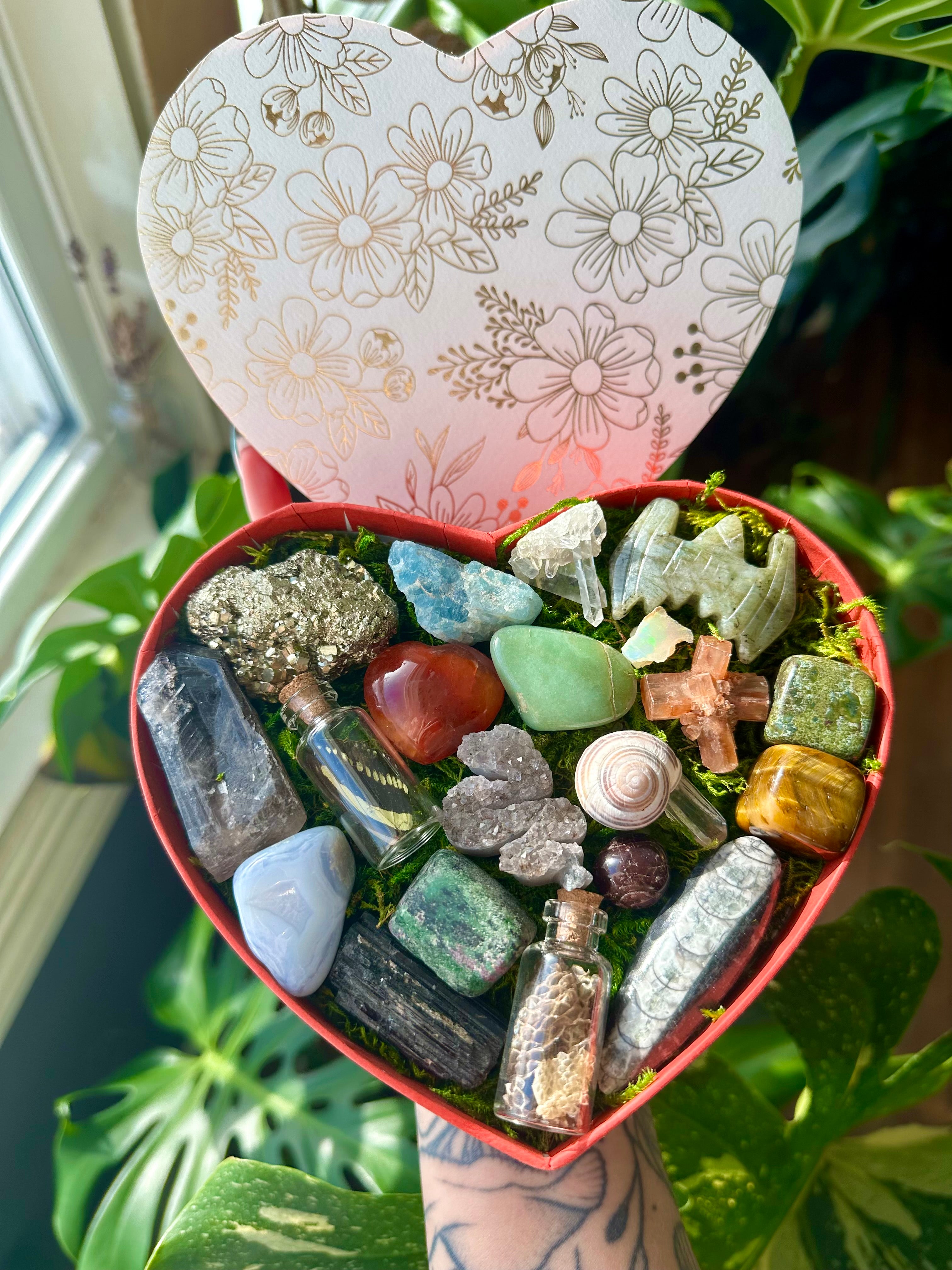 ♡ crystal heart valentine 𓆙