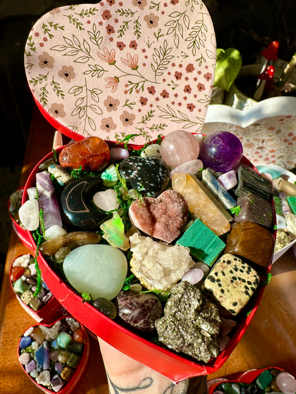 medium crystal valentine 💗🖤