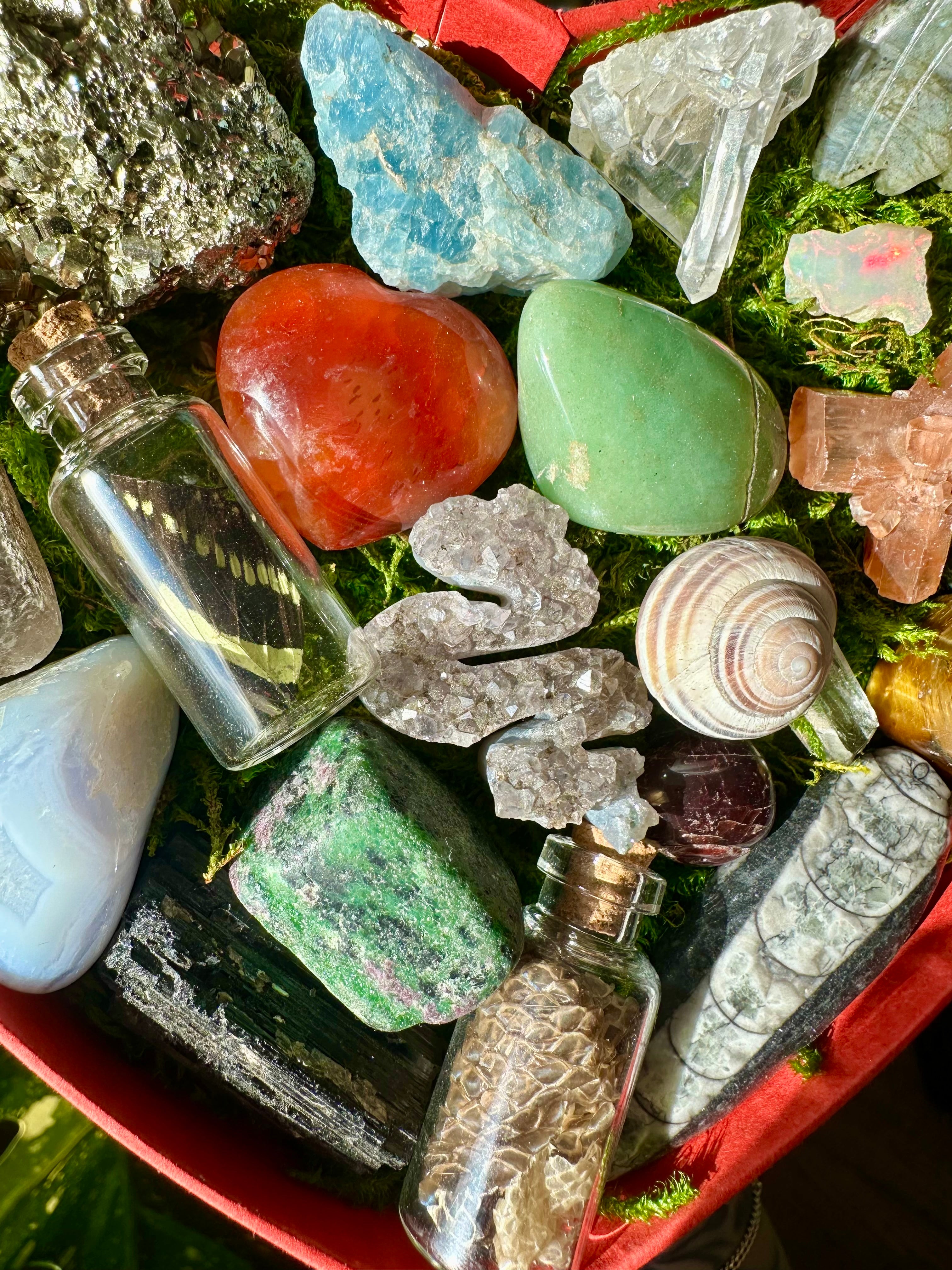 ♡ crystal heart valentine 𓆙