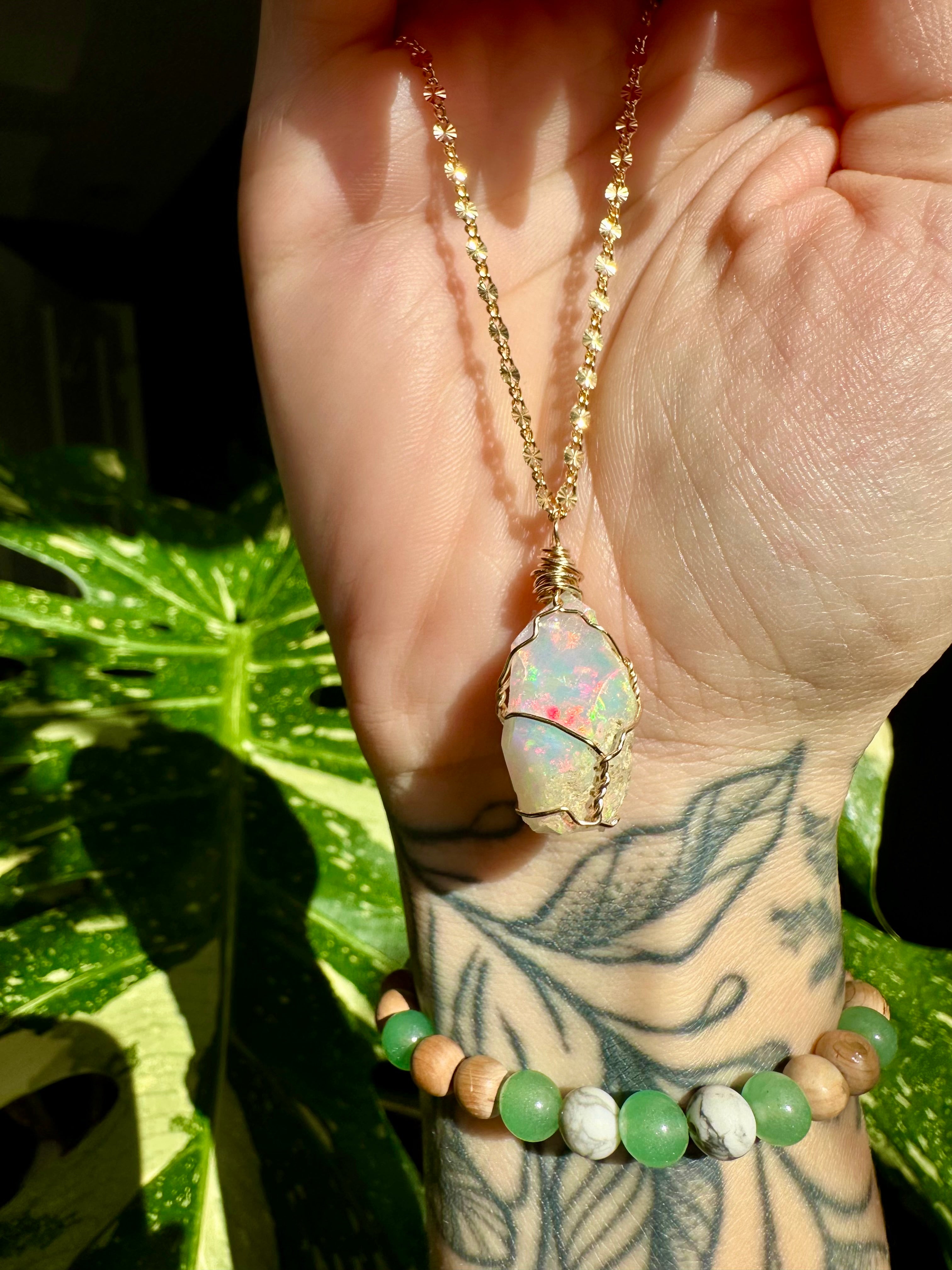 ♡one of one♡ iridescent raw opal necklace in 14k gold ***