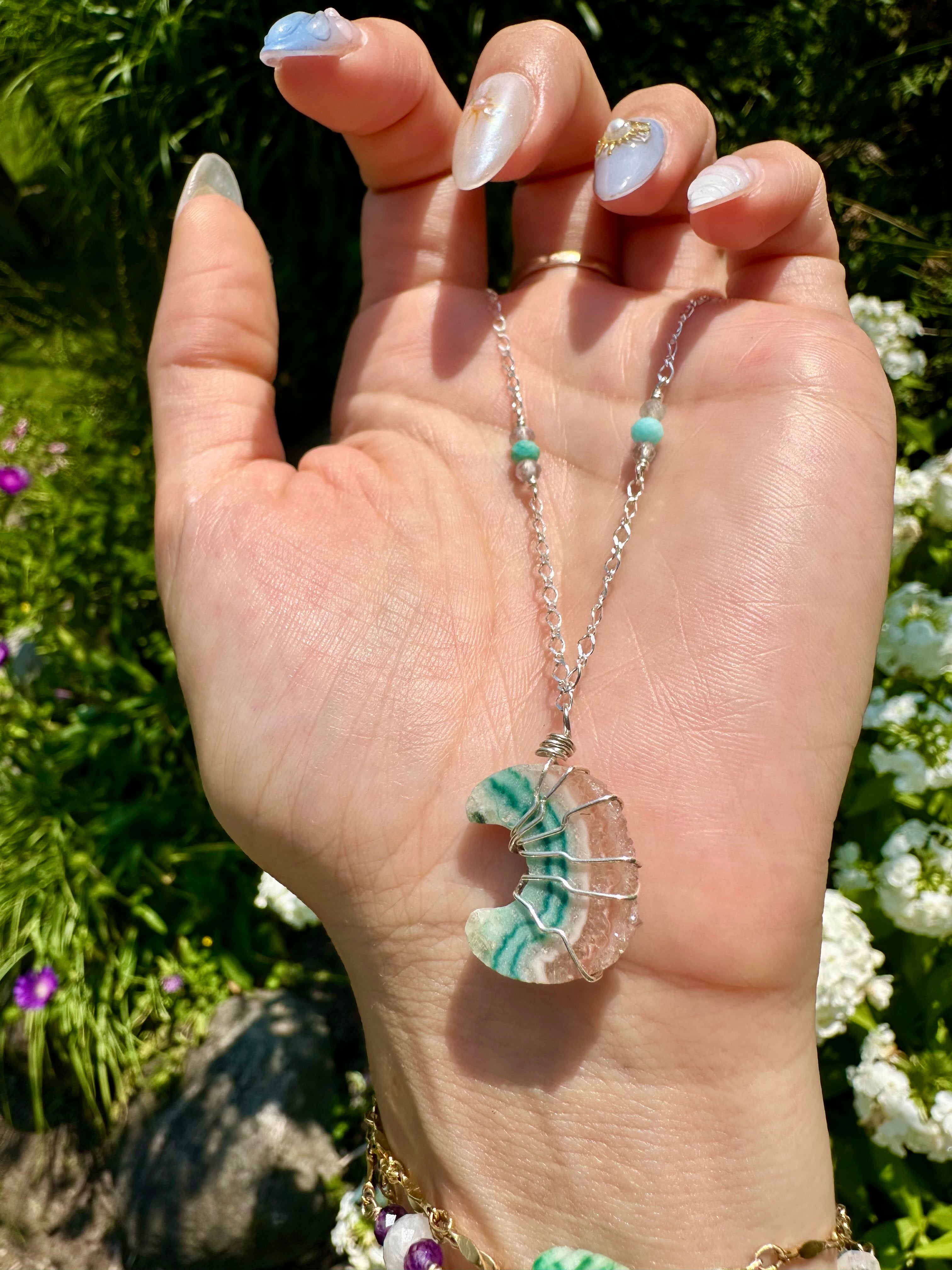 *one of one*♡ lil agate quartz moon necklace - sterling silver