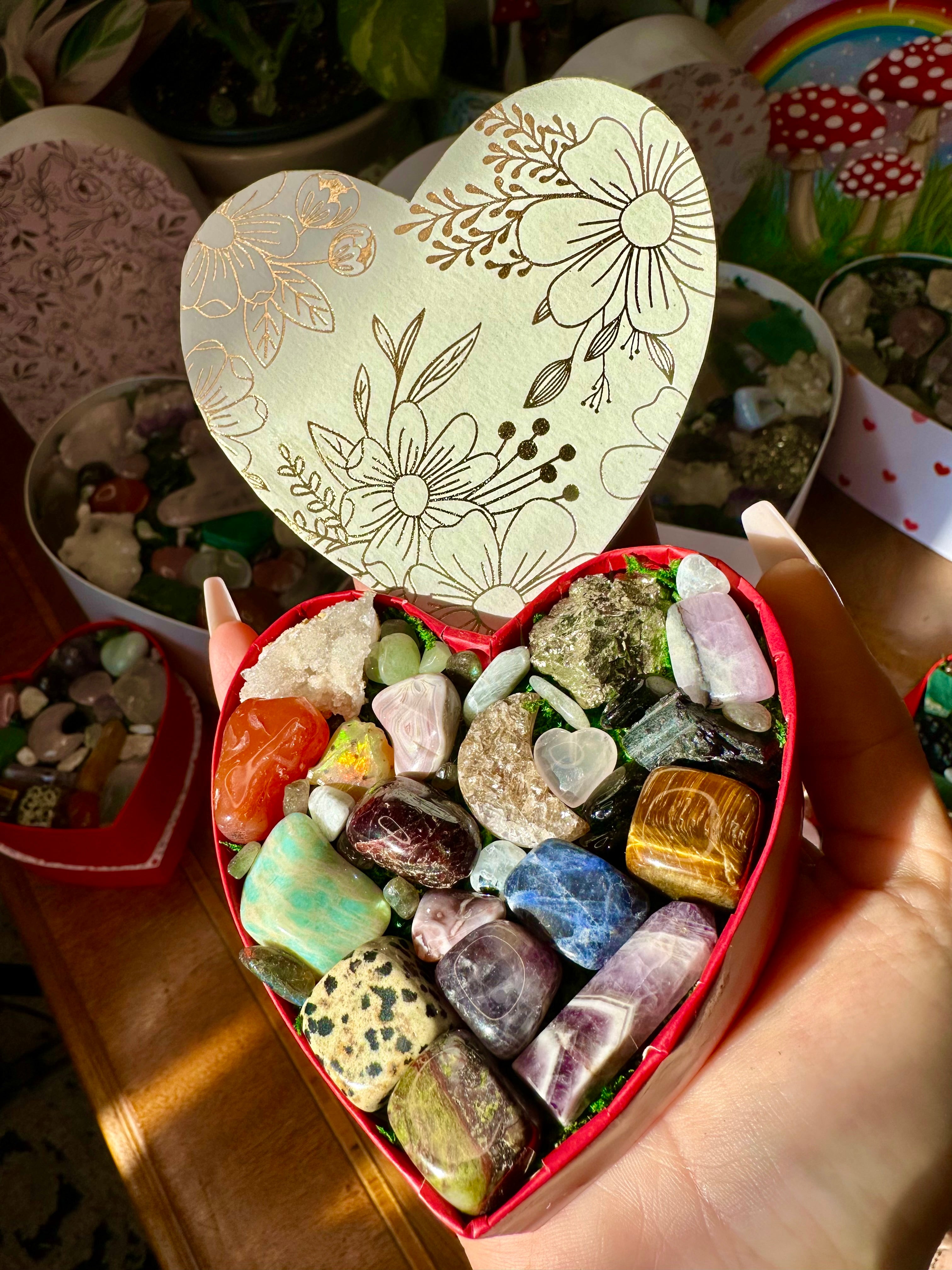 NEW small crystal valentine 🌙