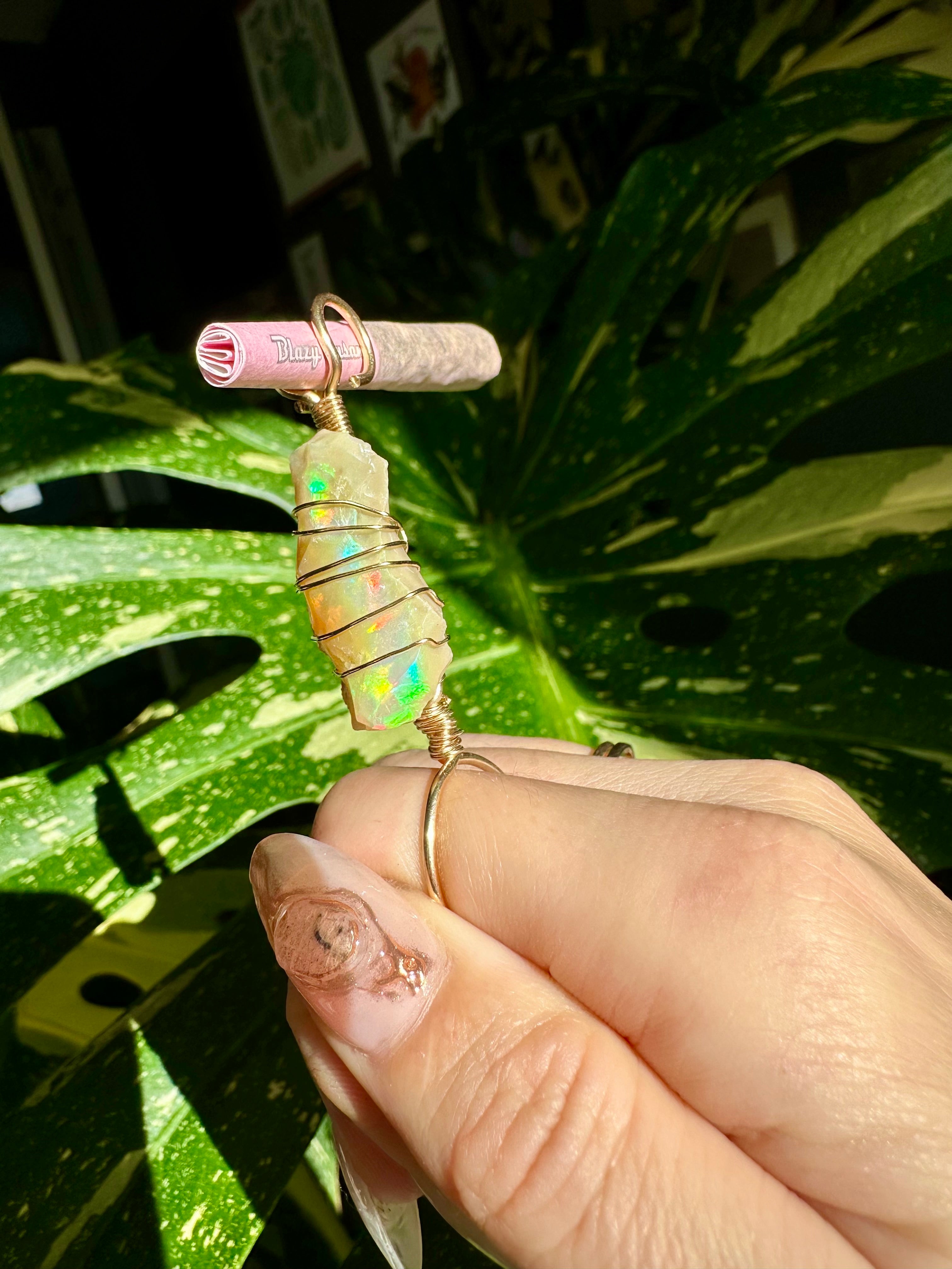 ♡one of one♡ 14k gold raw opal smoke ring ***