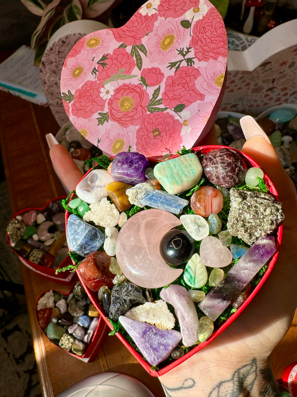 NEW small crystal valentine 🌸