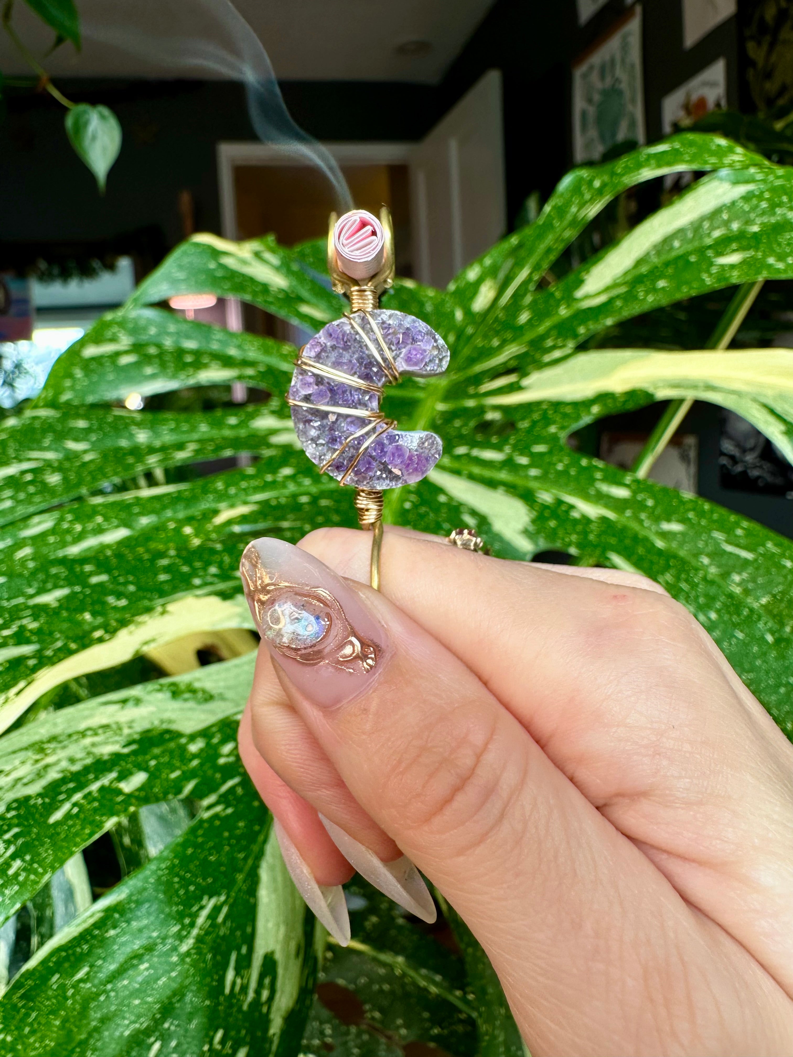 little agate quartz crystal moon  ☾ smoke ring ♡