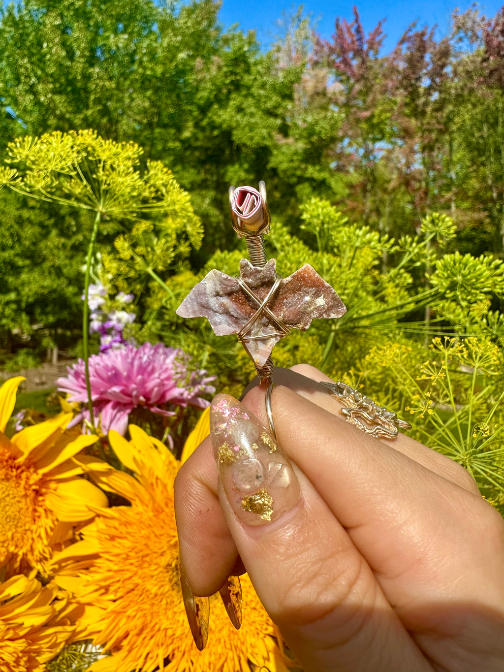 *one of one*♡ 14k gold red chalcedony bat smoke ring