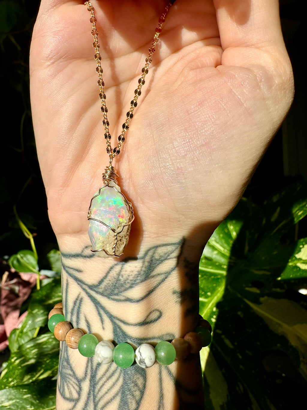 ♡one of one♡ iridescent raw opal necklace in 14k gold ***