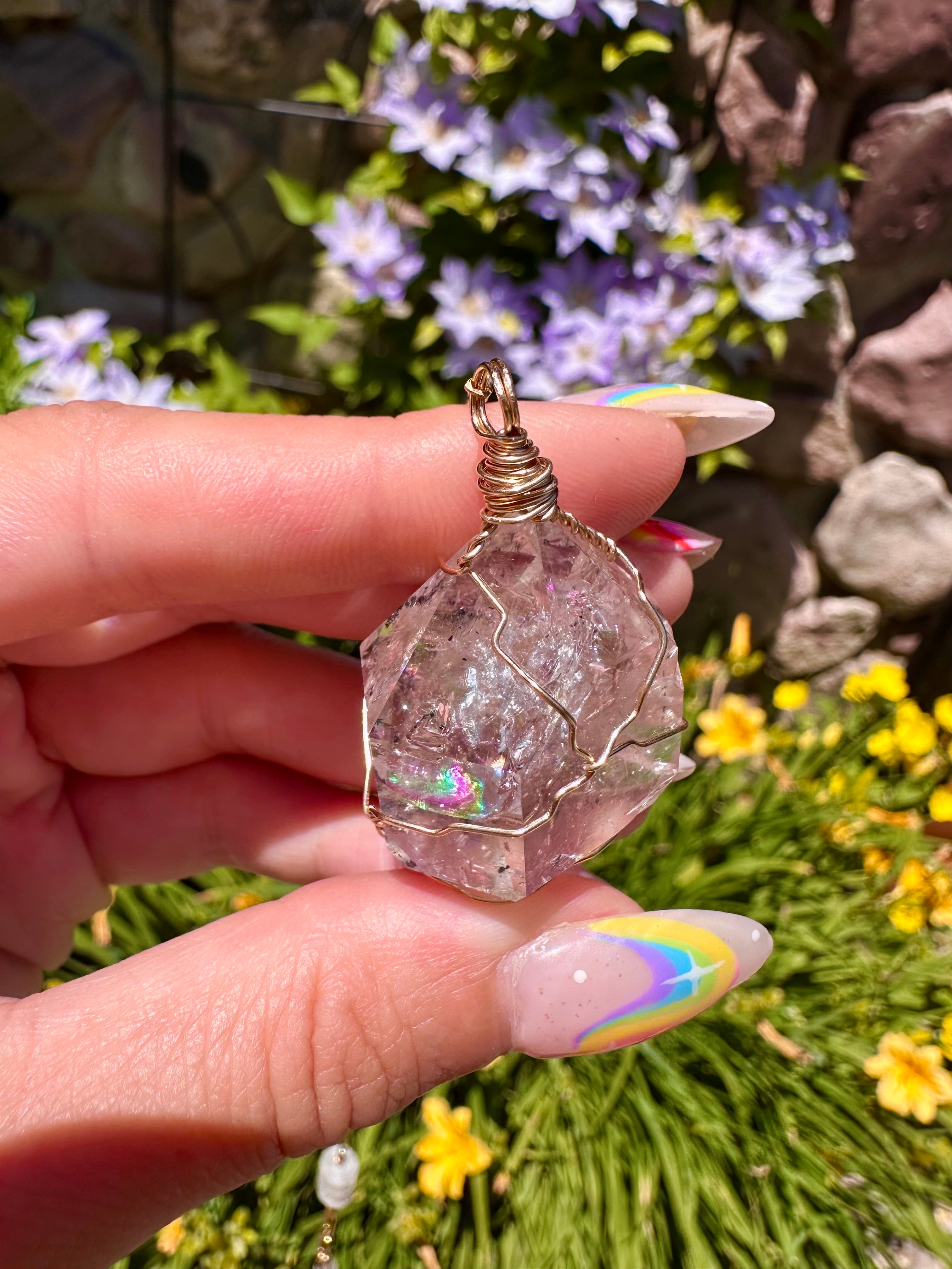 🌈rainbow ‘diamond’ quartz necklace