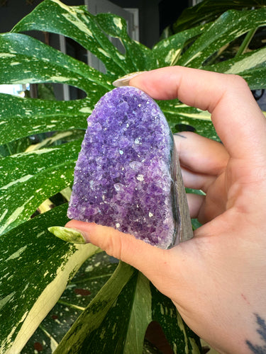 raw amethyst druzy- self standing 1