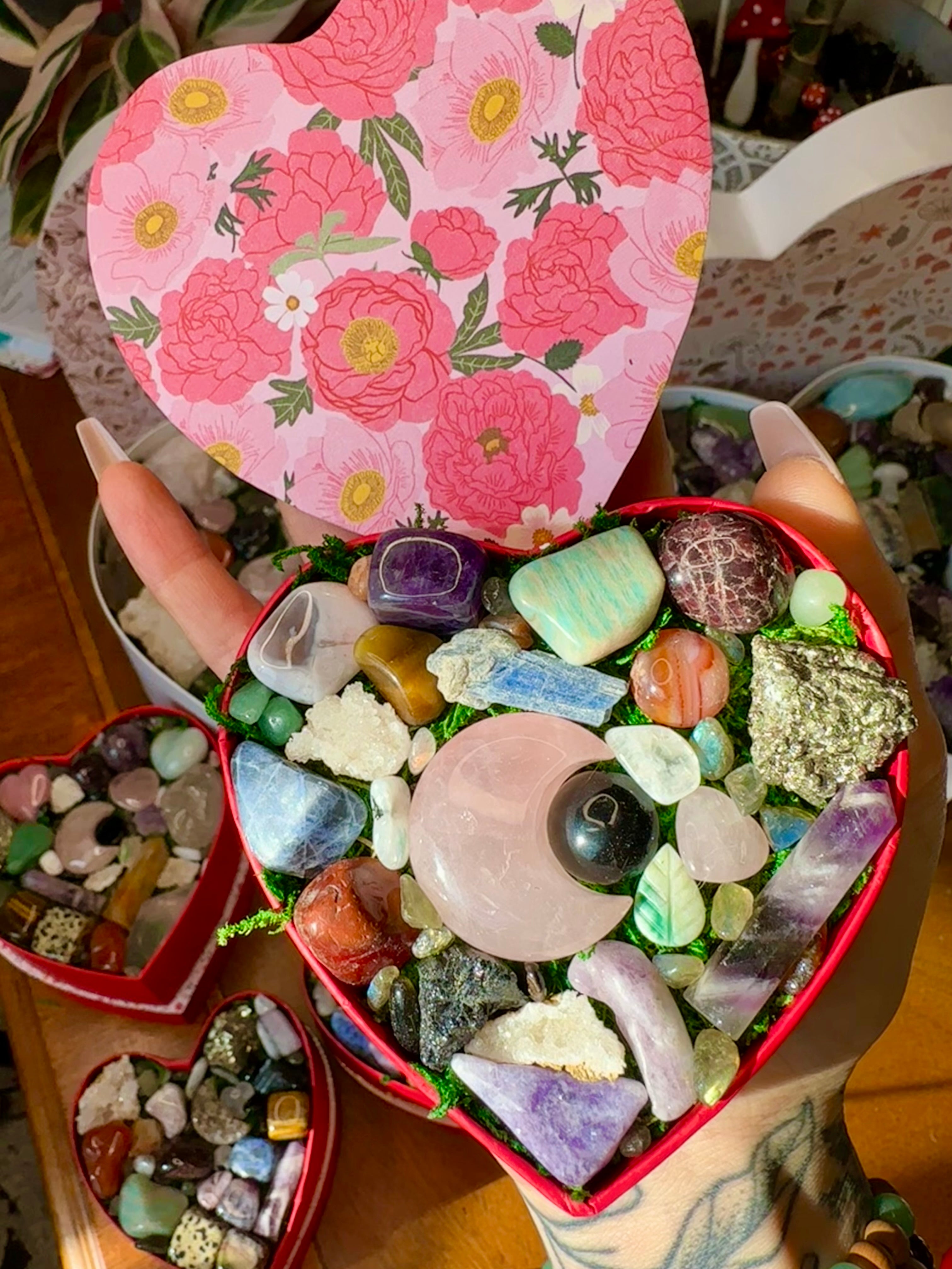 NEW small crystal valentine 🌸