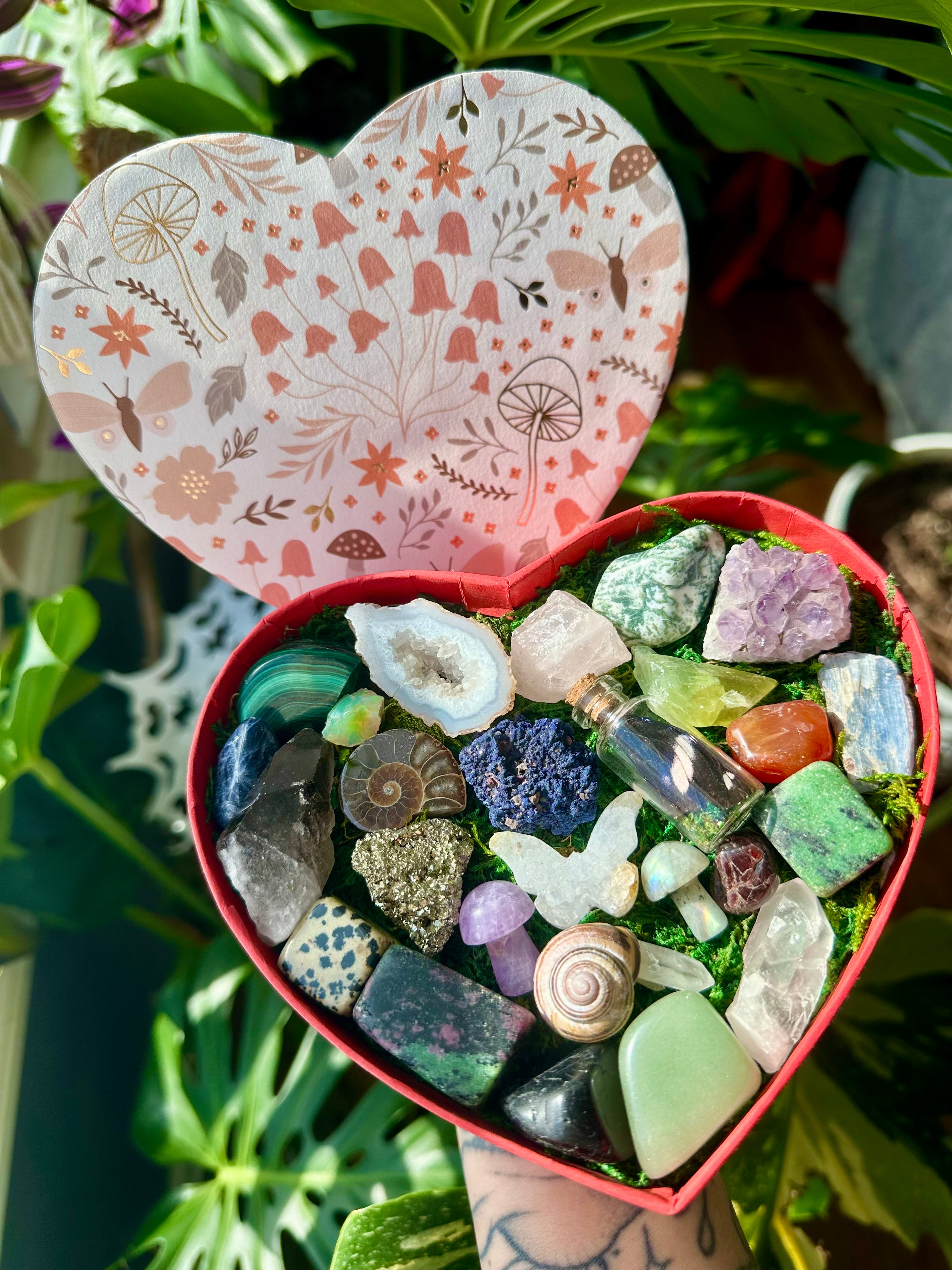 ♡ crystal heart valentine 𓍊 ཐི༏ཋྀ