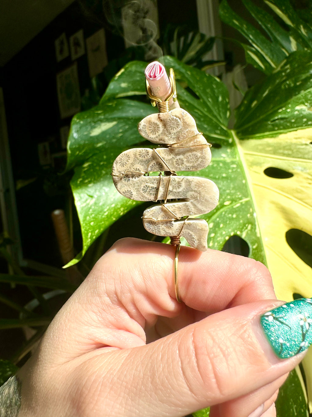 crystal snake smoke ring ♡