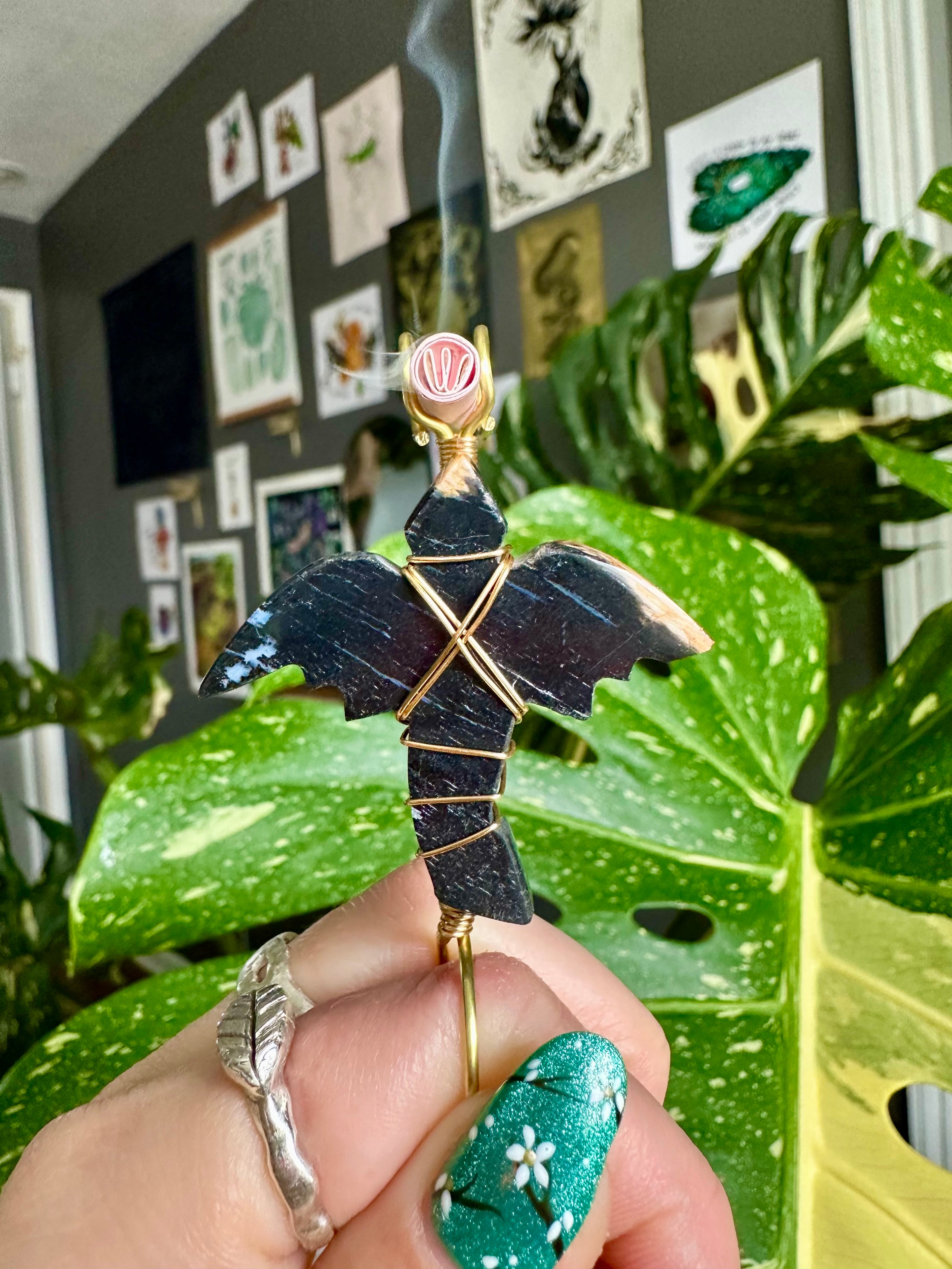 adopt a dragon with a hurt wing ♡ smoke ring