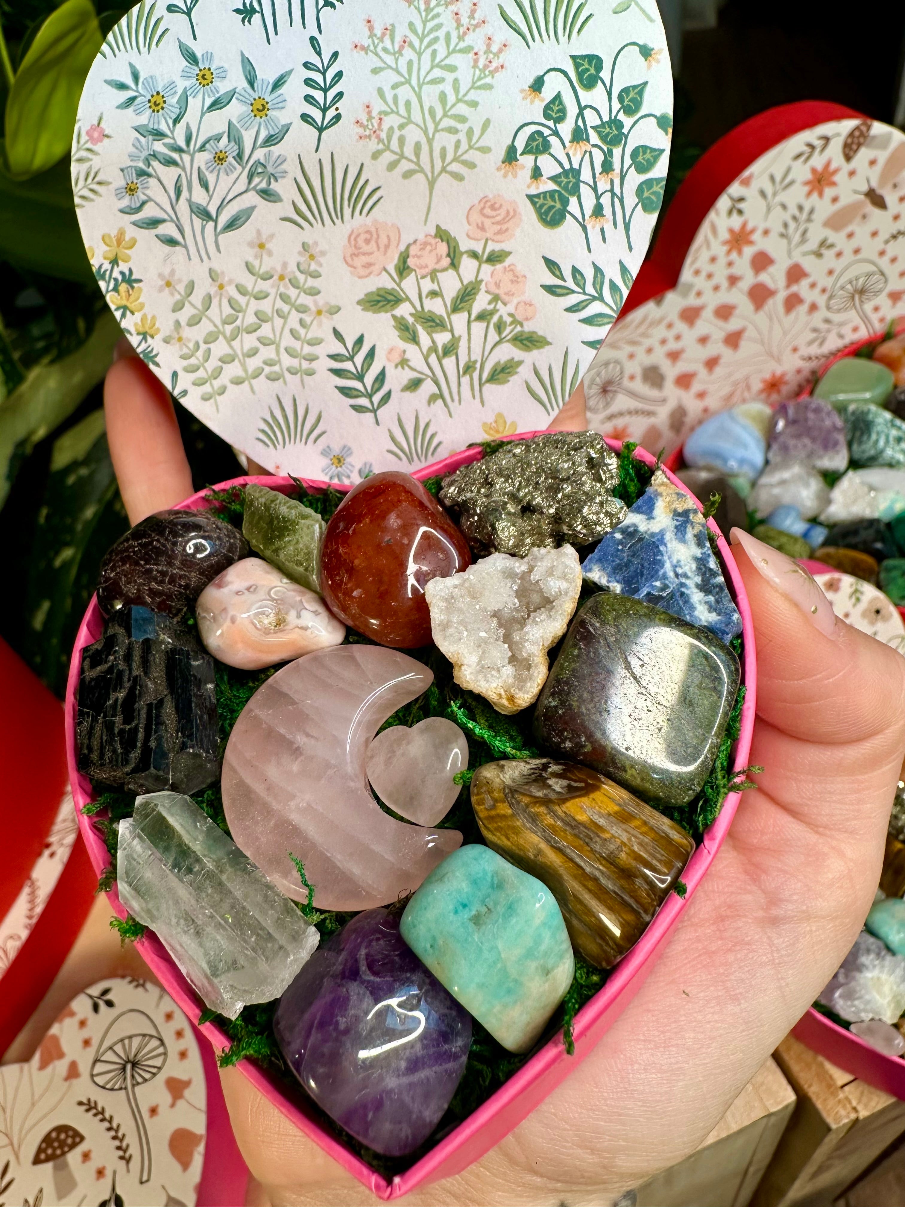 little crystal heart box valentine 🌙💗