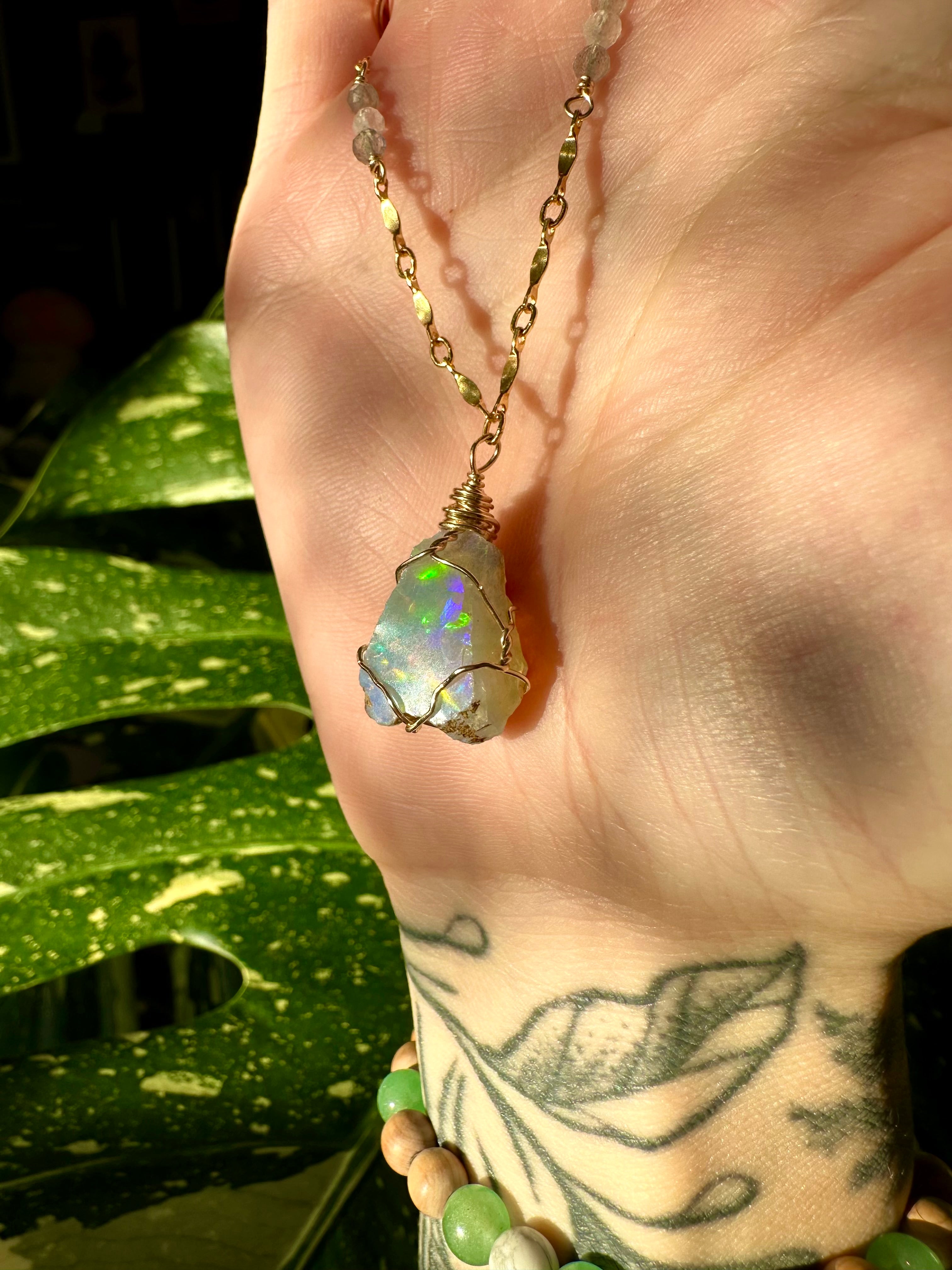 ♡one of one♡ iridescent raw opal necklace - 14k gold ***