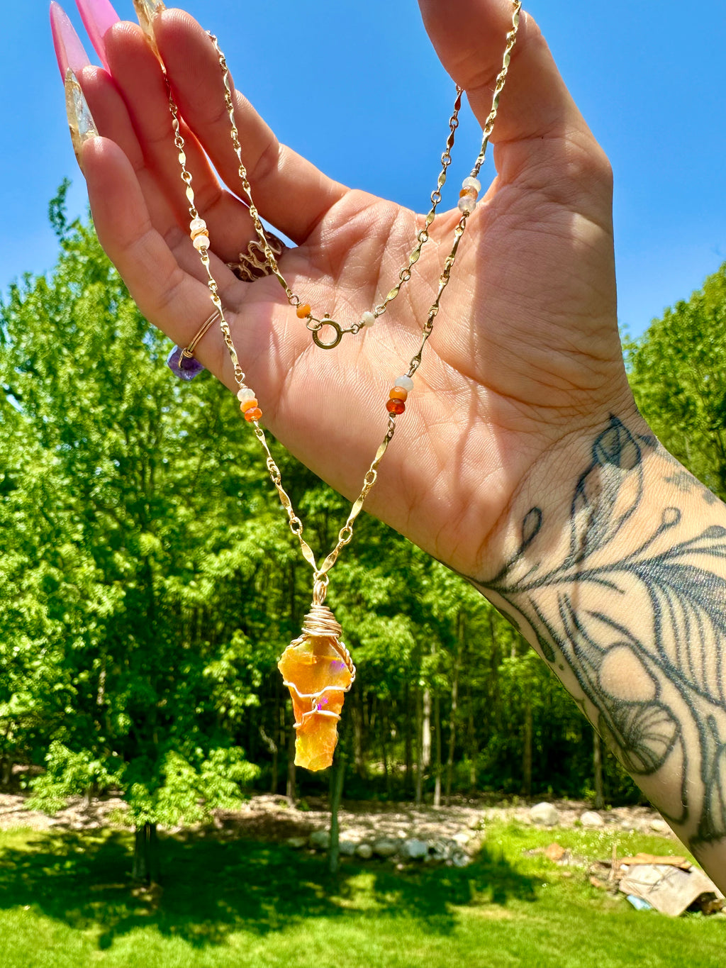 ♡*one of one*♡ raw opal gold necklace 💛