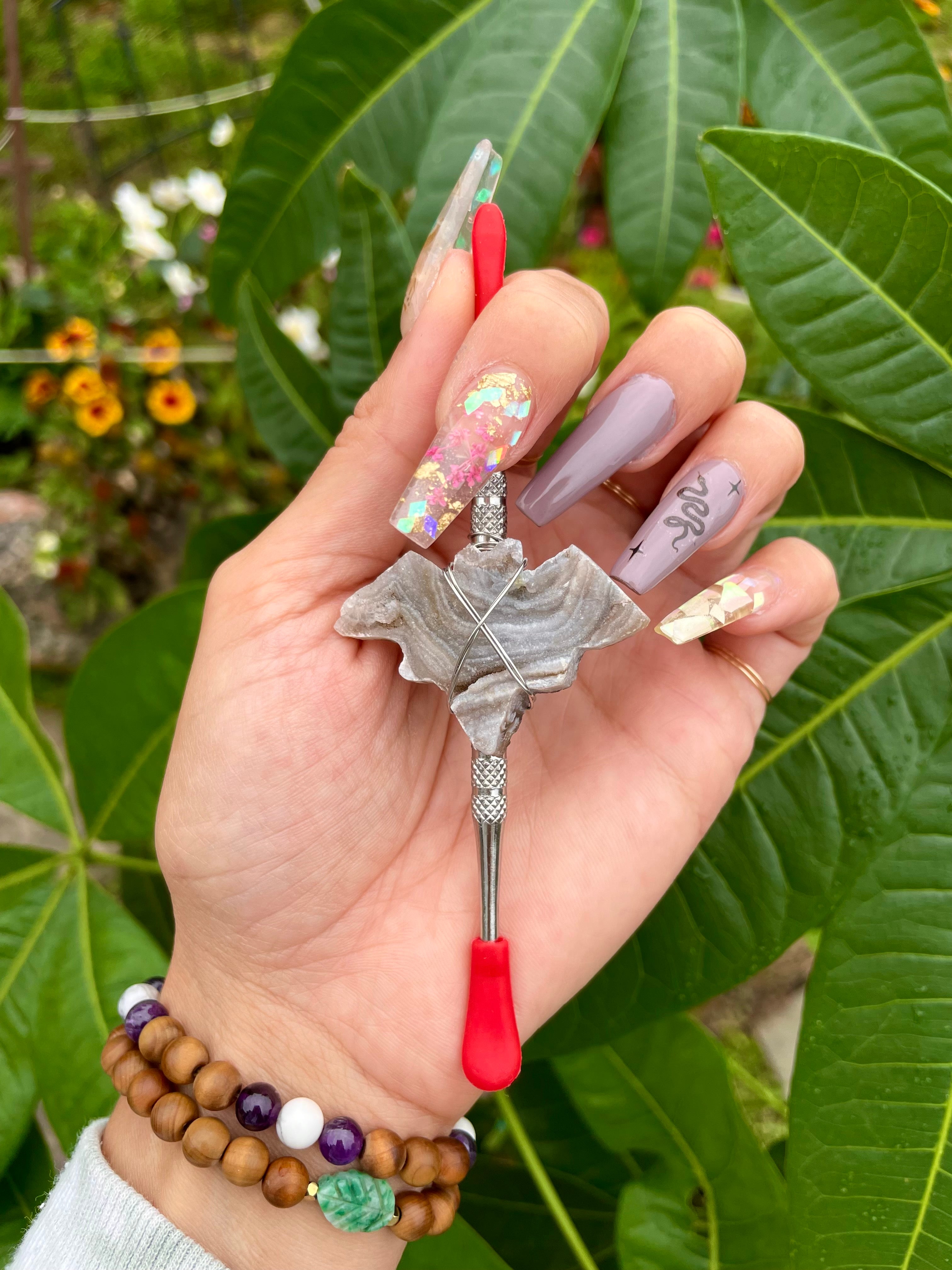 chalcedony bat druzy dabber