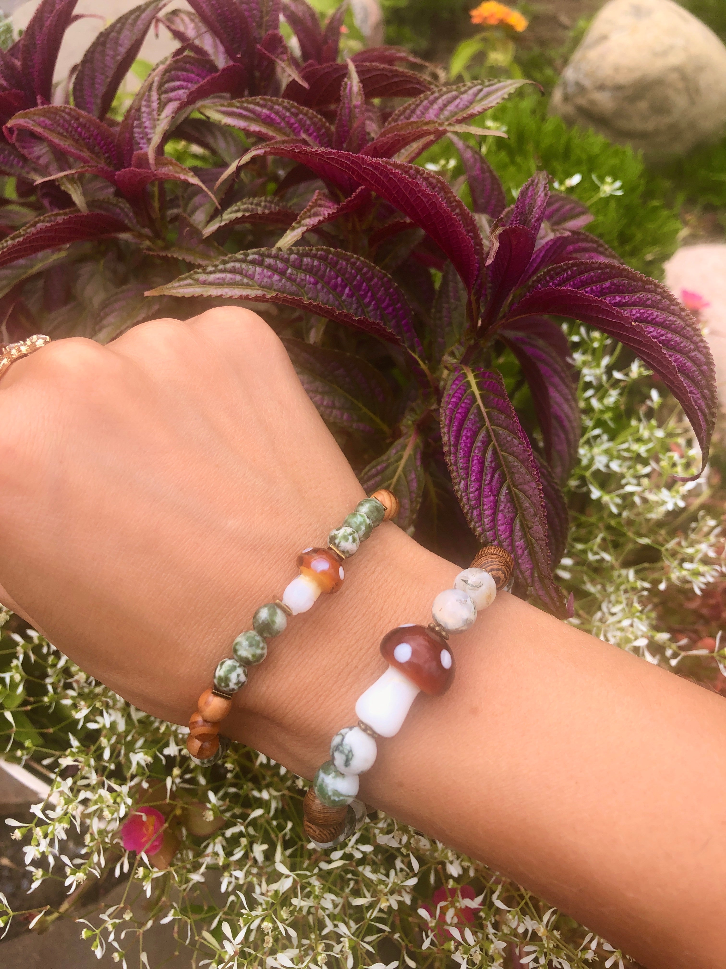 tree agate shroom bracelet