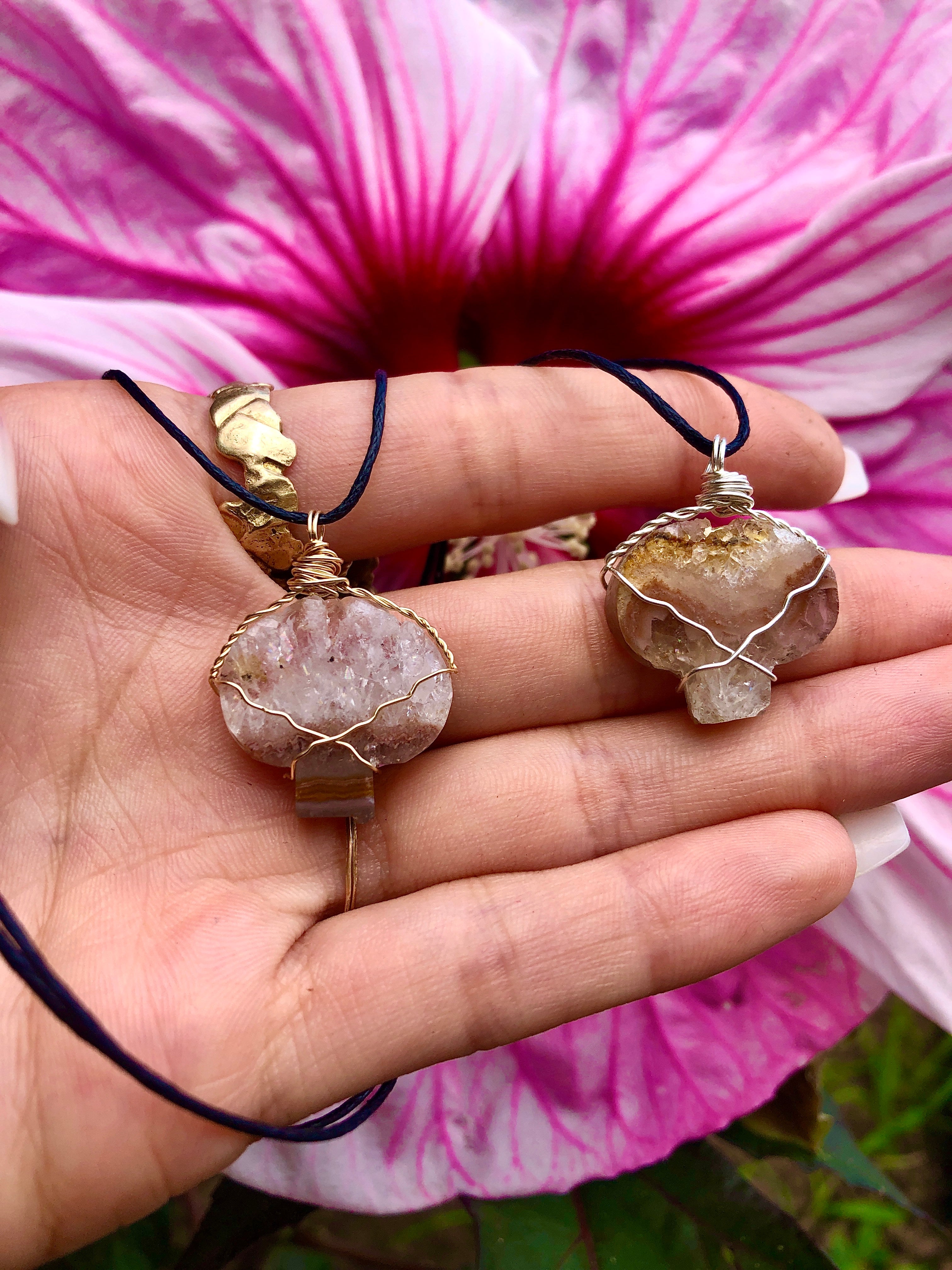 agate mushroom necklace