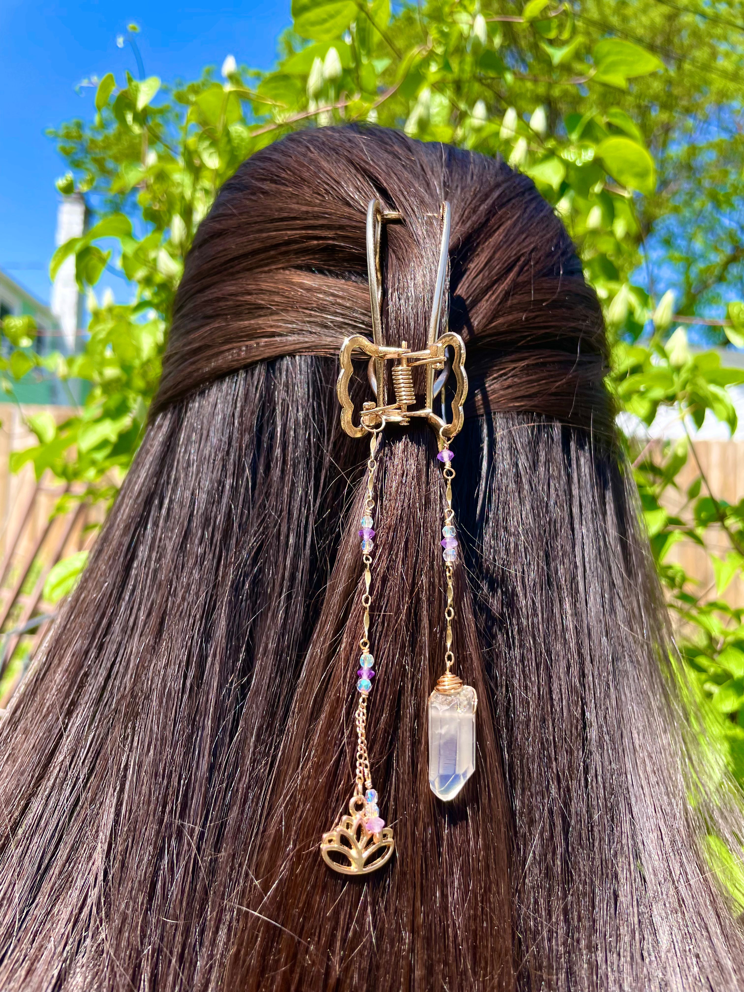 butterfly lotus drippy crystal clip