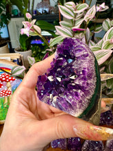 Load image into Gallery viewer, raw amethyst formation #10