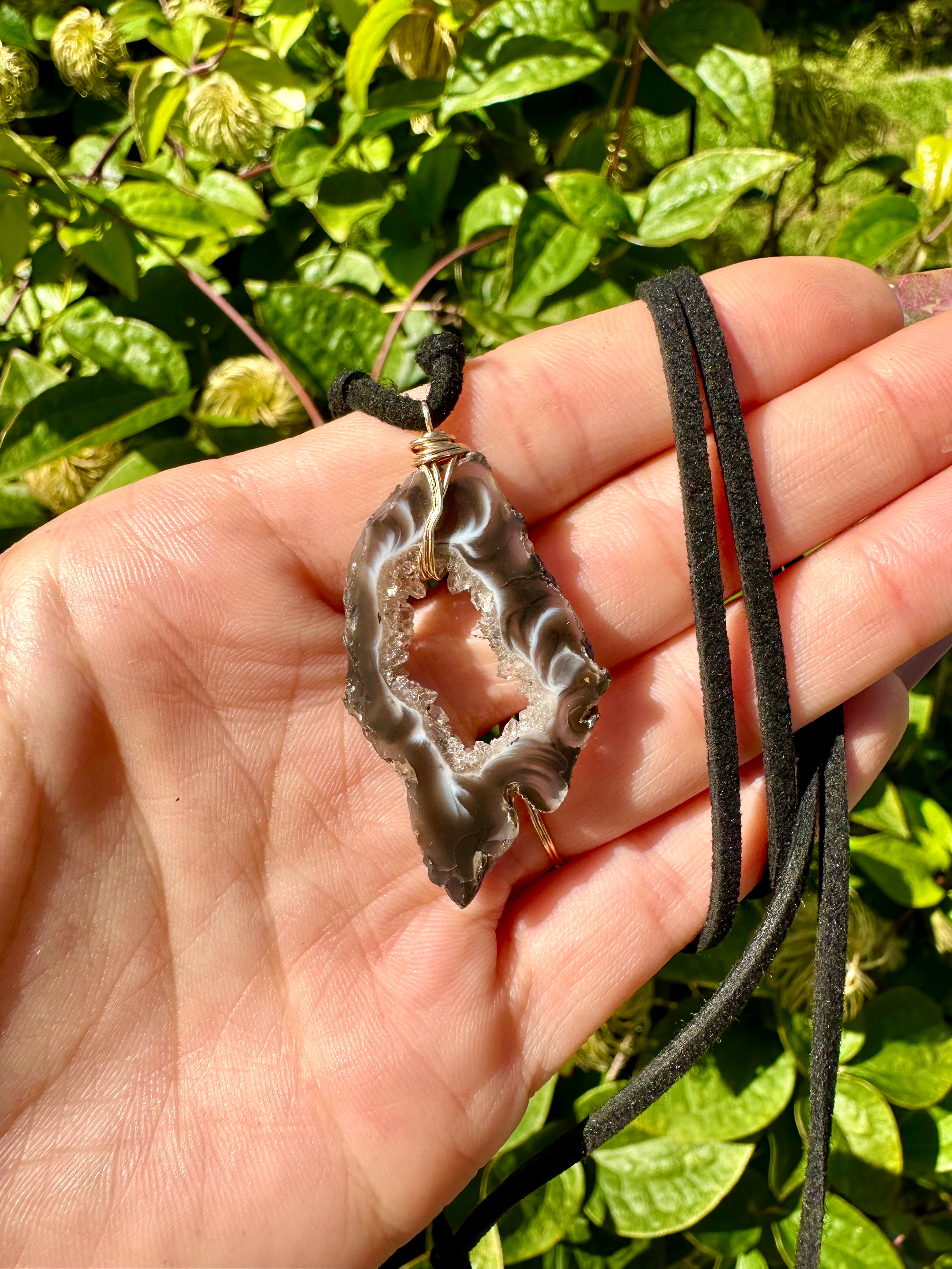 agate geode slice necklace